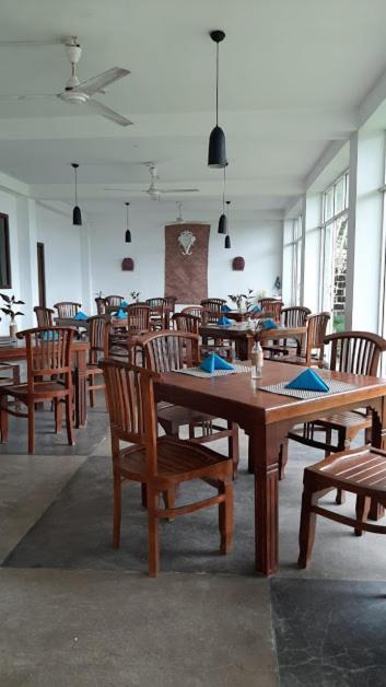 Akurala Beach Boutique Resort Exterior photo