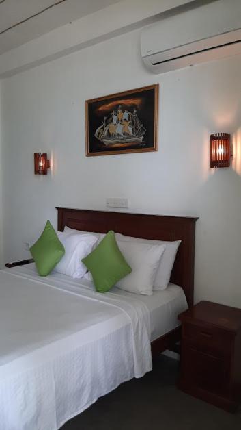 Akurala Beach Boutique Resort Exterior photo