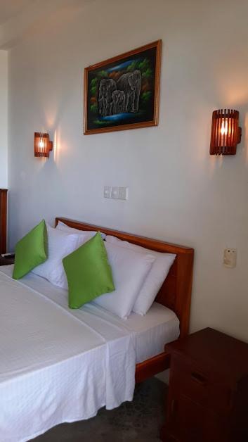 Akurala Beach Boutique Resort Exterior photo