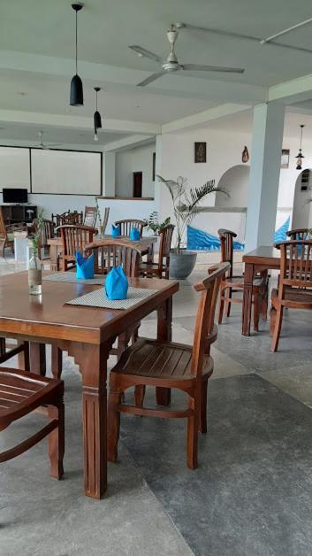 Akurala Beach Boutique Resort Exterior photo
